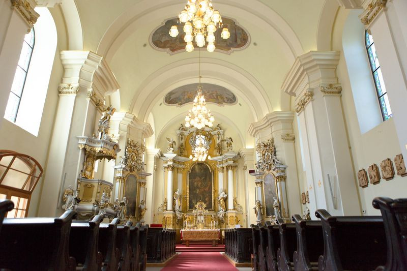 interiér kostola v Bošanoch